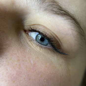 Авторские техники наращивания ресниц
                    Салон красоты Olevi studio Варшава