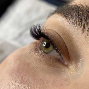 Авторские техники наращивания ресниц
                    Салон красоты Olevi studio Варшава