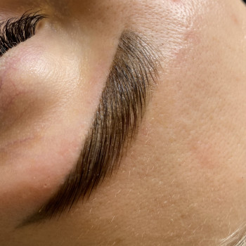 Ламинирование бровей + коррекция + окрашивание
                    Салон красоты Olevi studio Варшава