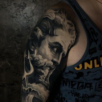 Tattoo
                    Тату мастер Oleksii Dmytrov Варшава