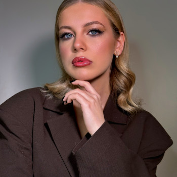 Алина Костеневич