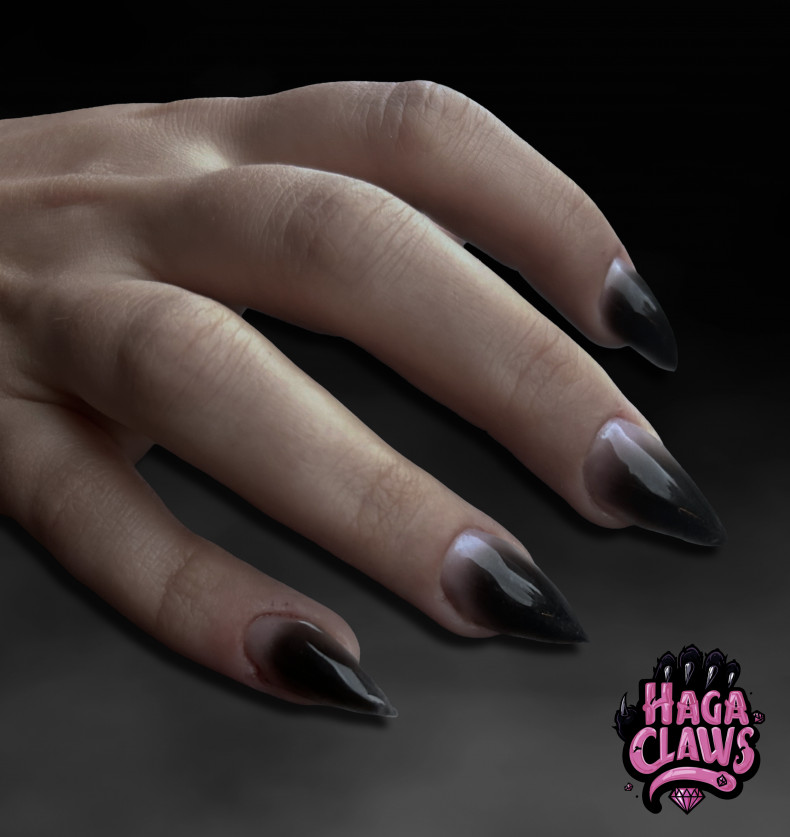 Маникюр + наращивание
                    Manicurist Eva Goldman Berlin