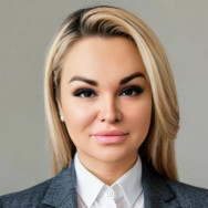 Psychologist Katsiaryna Warsaw,