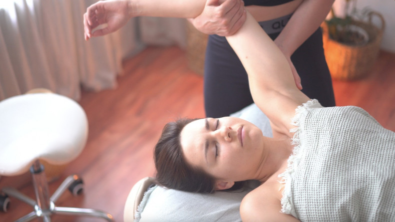 Głębokie Rozluźnianie Mięśniowo - Powięziowe
                    Массажный салон Art Massage Вроцлав