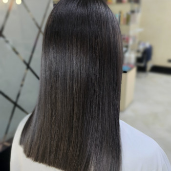 Выход из мелирования в однотонный холодный брюнет