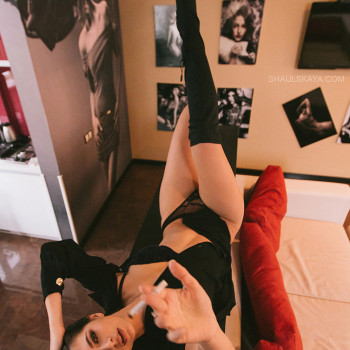 #modelkawarszawa  #kobiecasesja #sesjakobiecawarszawa #sesja