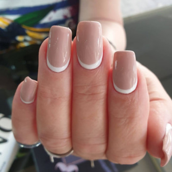 Татуаж стрелки с растушевкой