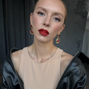 Вечерний макияж red lips