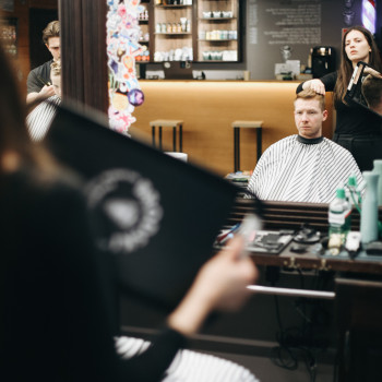 Klasyczne strzyżenie męskie — Barbershop Warszawa Wilanów
