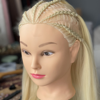 Braids Warkocze
                    Friseur Marta-Mariia Popyk Wroclaw