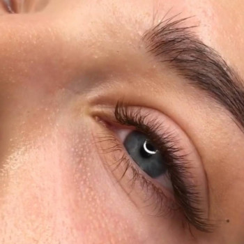 Classic lash extensions with a natural look