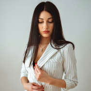 Injektionskosmetikerin Violeta Fetisova on Barb.pro
