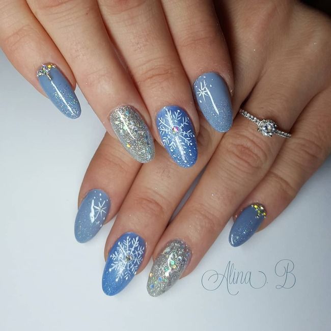 Baby Blue Zimowe zdobienie paznokci z płatkami śniegu