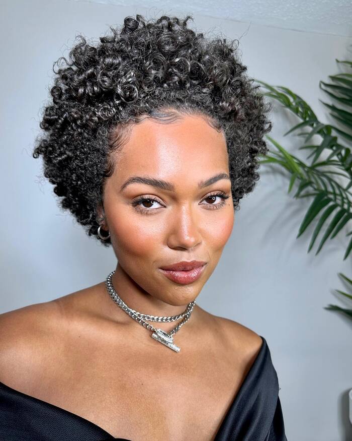 Photo of woman with Rooty Curls