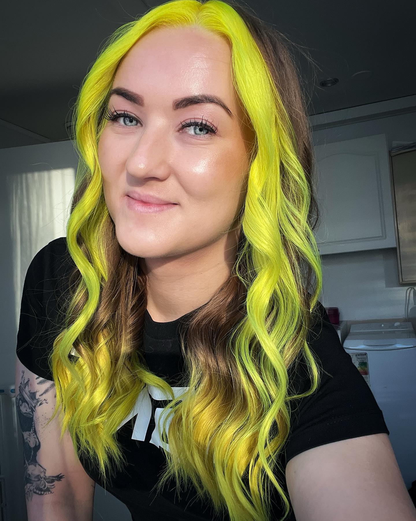 Neon-Block-Haarfarbe