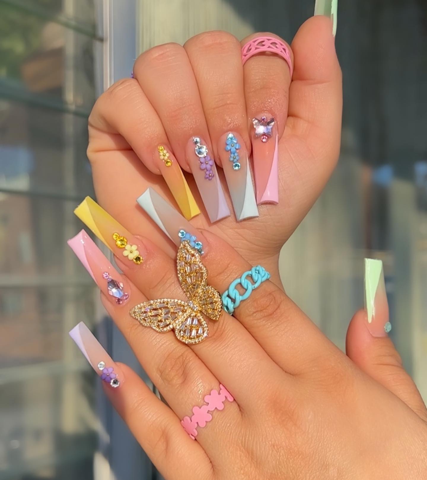 Spring coffin nails with flowers