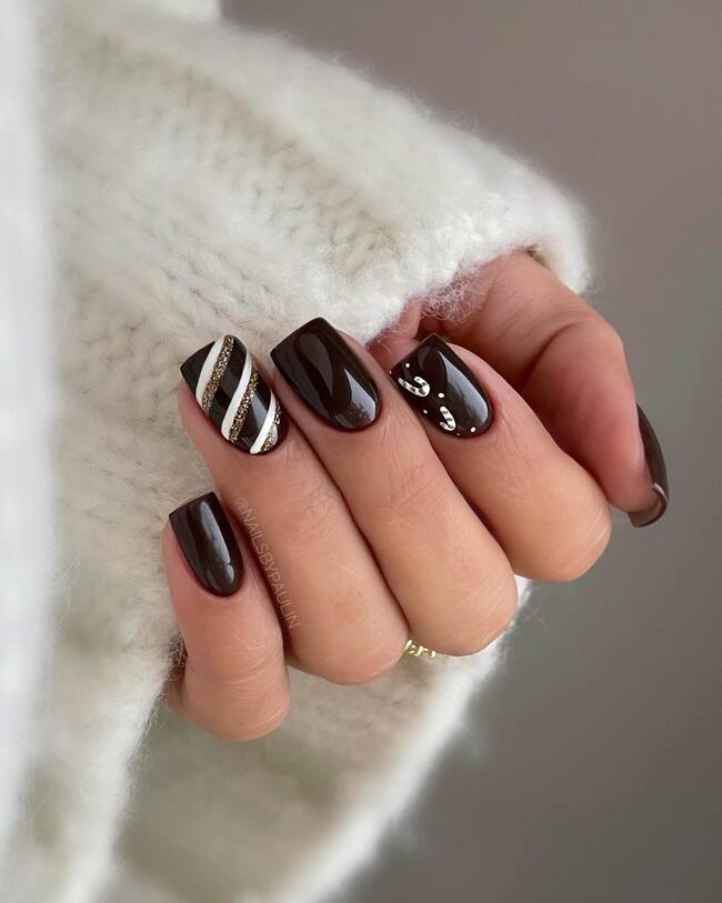 Warm Mulled Wine nail design