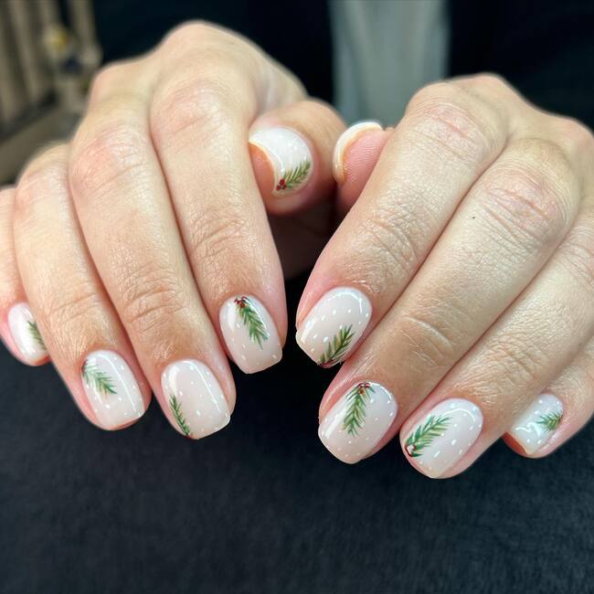 Elegant Green Swirls manicure