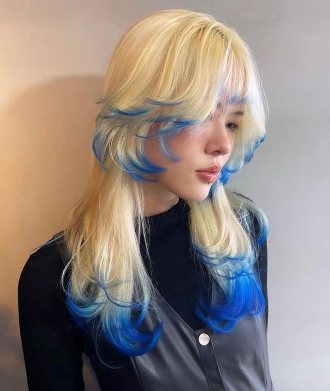 Blonde jellyfish cut with contrasting blue tips 