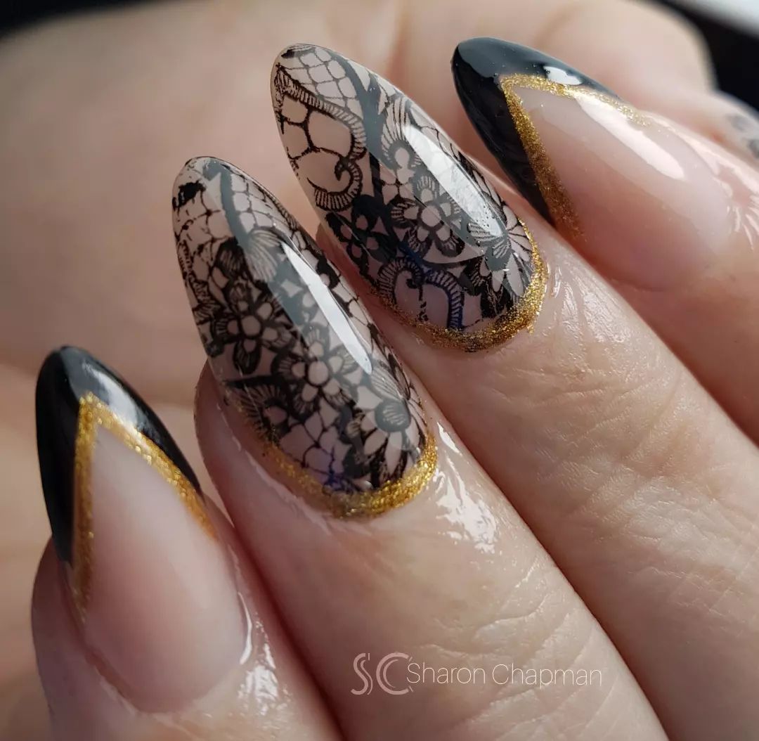 Lace Nails with Gold