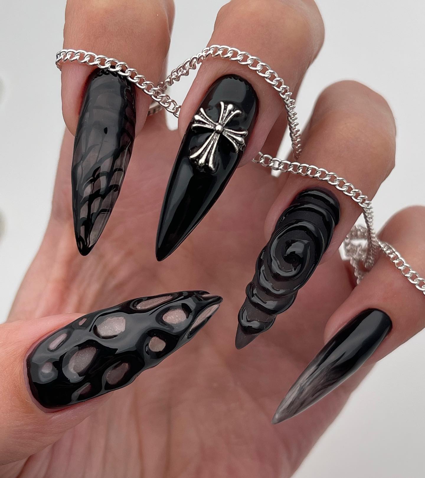 Witchy goth nails