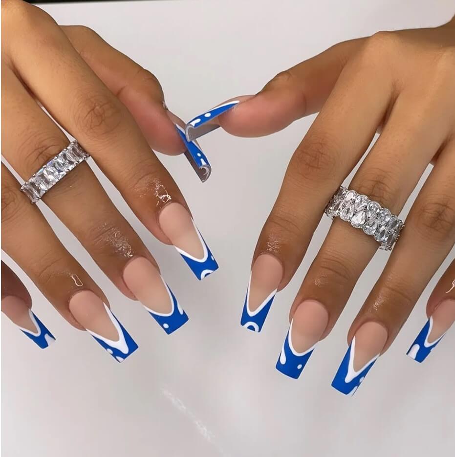 Френч синий с серебром на ногтях (80 фото)