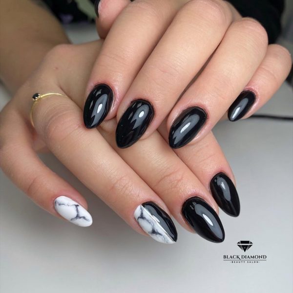Alcc Black and Two White Nails