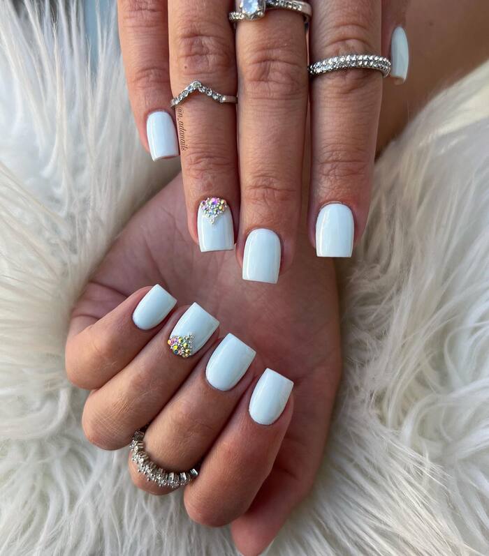 White glossy wedding nail art