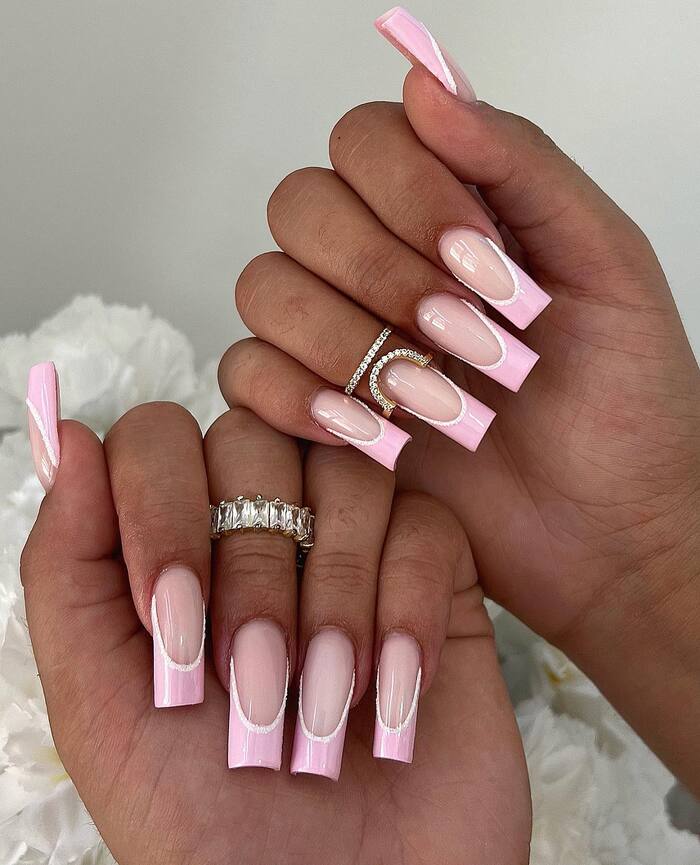 Long coffin nails with pink tips