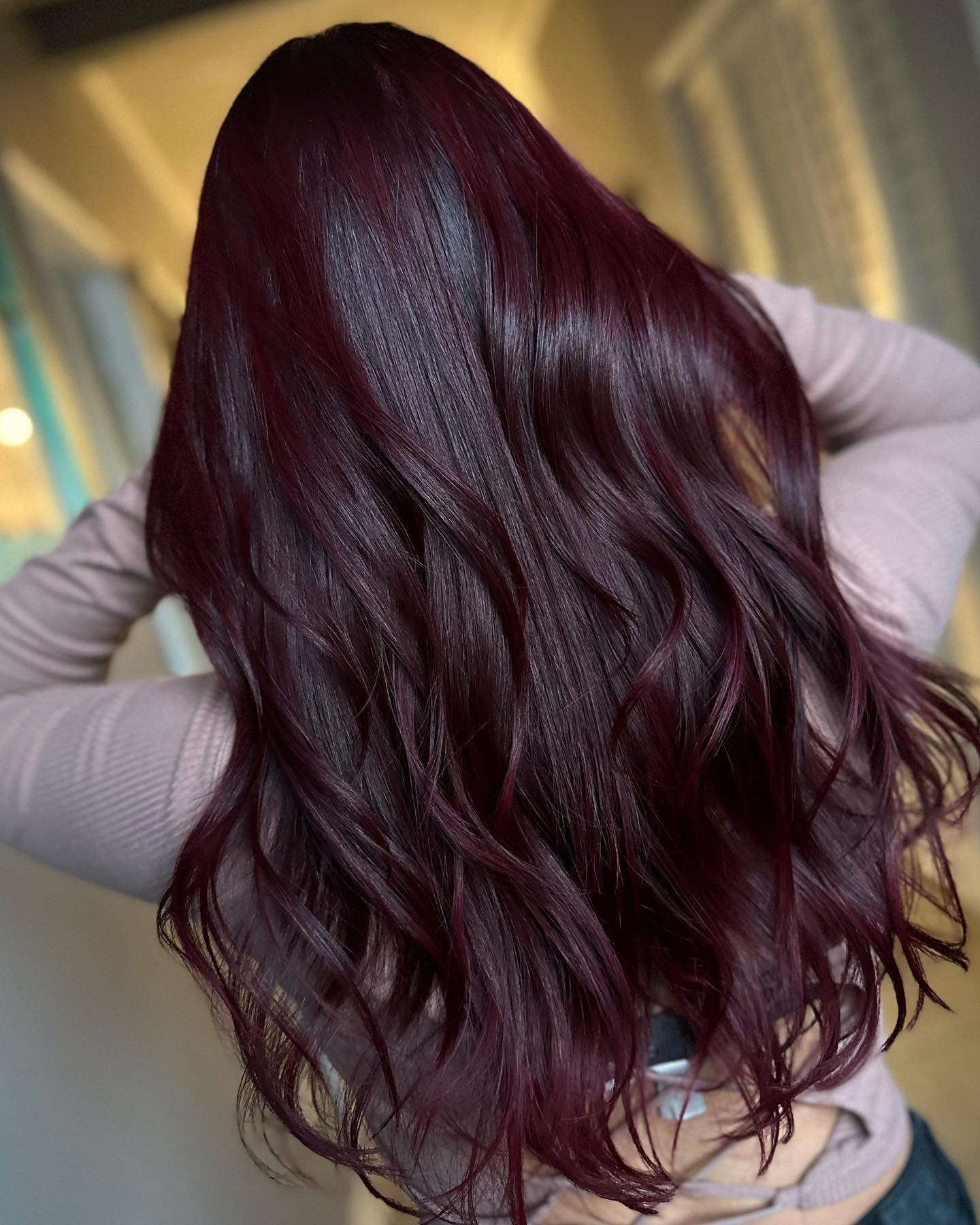 Nahaufnahmefoto von Black Cherry Hair