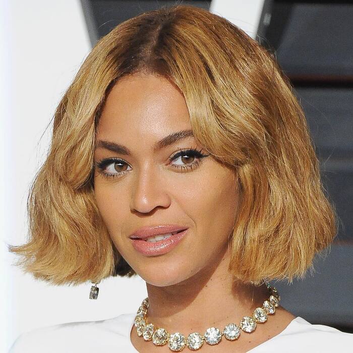 Beyonce with honey blonde bob haircut