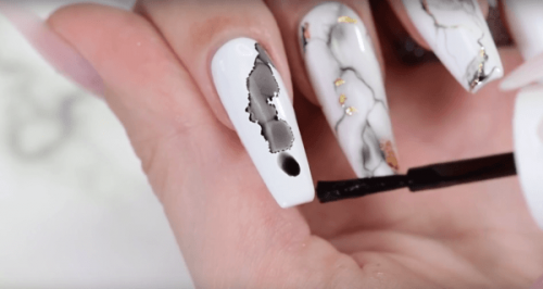 Drawing marble on nails