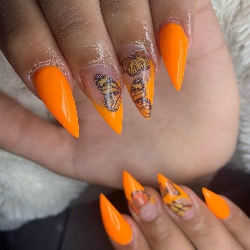 оранжевые ногти с бабочками