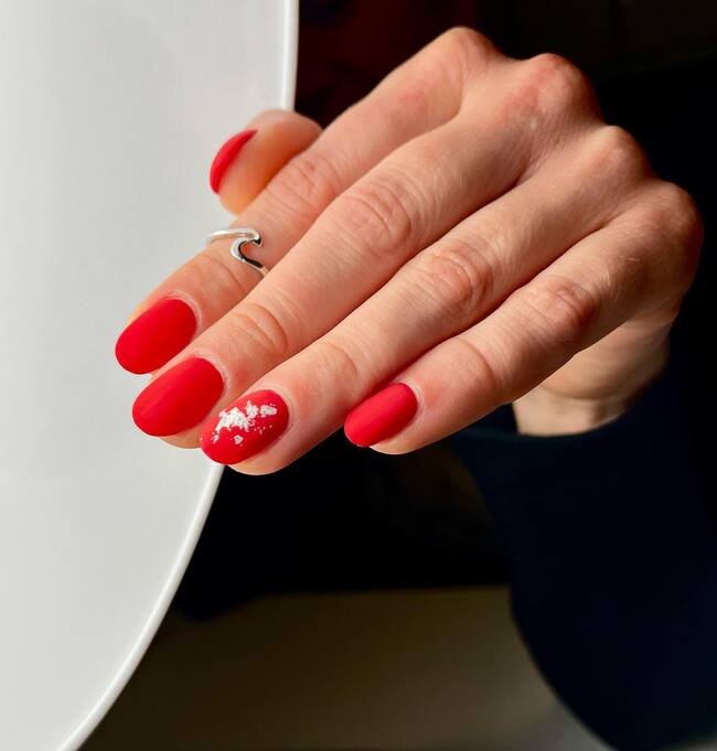 Oval Red Matte Nails
