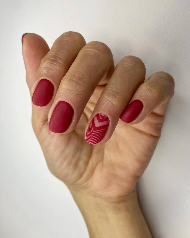 Oval Red Wine Matte Nails