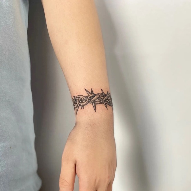 Small Crown of Thorns Tattoo 