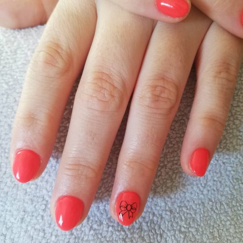 Short Coral Almond Nails
