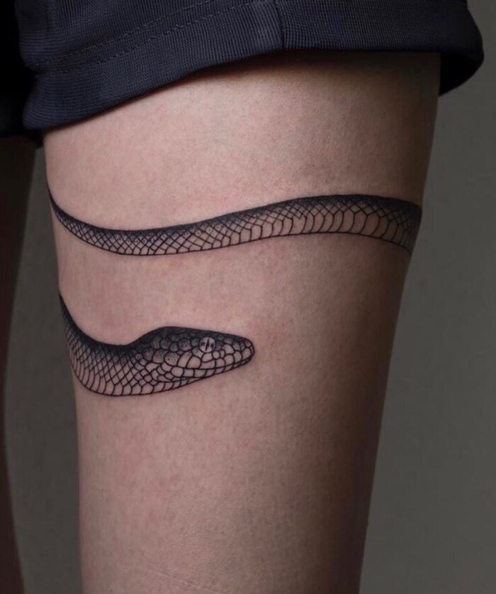 Тату змея на ноге значение | + фото татуировок | Идеи 