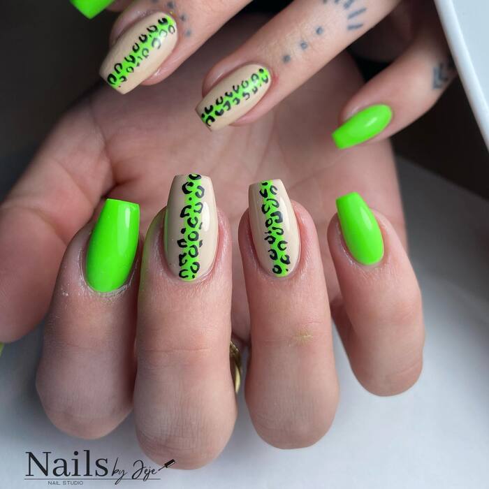 Bright Summer Green Nails