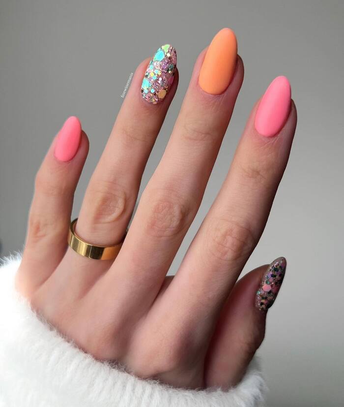 Summer Coral and Glitter Nails