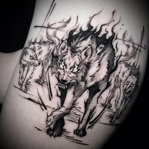 tatuaż stada wilków
