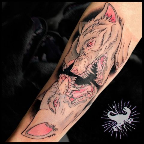 Kampf gegen Wölfe Tattoo