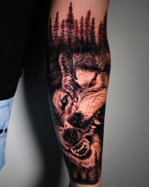 tatuaż złego wilka