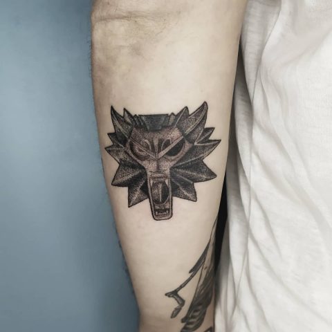 Tatuaż wilka wiedźmina