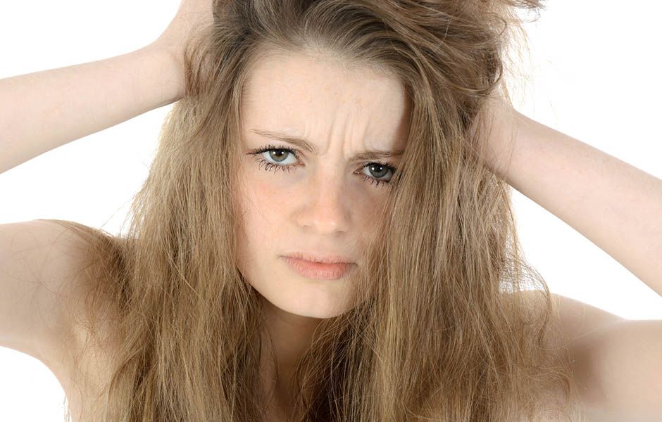 Секущиеся волосы: почему они секутся и что нужно делать